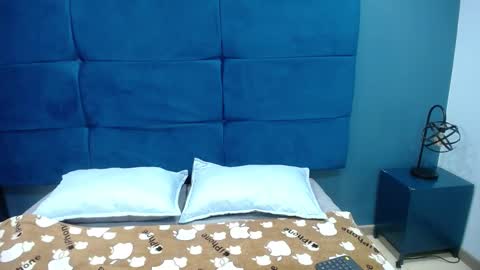 Jheampiero online show from 09-18-25, 01:13