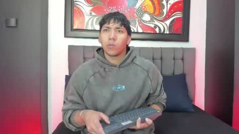 Snapshot of jhoan_evans chatting on 07-07-26, 02:47 jhoan_evans online show from 07-07-26, 02:47