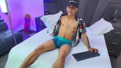 jhoanleandro online show from 02-08-25, 07:37