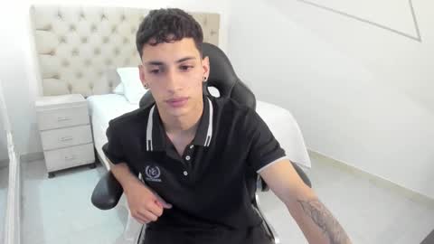 jhoanleandro online show from 09-28-25, 04:40