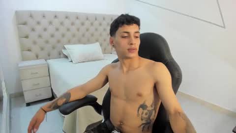 jhoanleandro online show from 10-23-25, 04:34