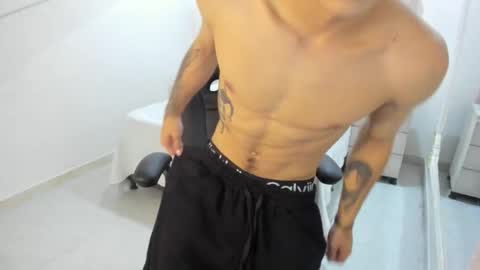 jhoanleandro online show from 11-09-25, 04:22