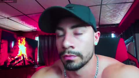 Snapshot of jhojansthetics chatting on 03-07-25, 07:38 Jhojan Strong online show from 03-07-25, 07:38