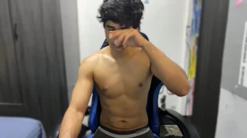 Snapshot of jhon_2000s chatting on 12-21-25, 05:03 jhon online show from 12-21-25, 05:03