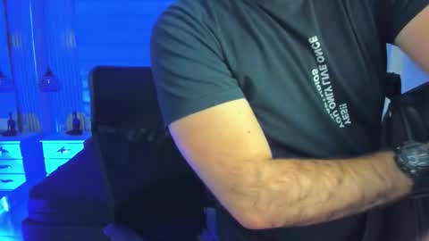 John Bear.... online show from 01-12-26, 11:26