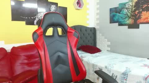 Snapshot of jhon_cooper18 chatting on 02-11-26, 03:39 jhost online show from 02-11-26, 03:39