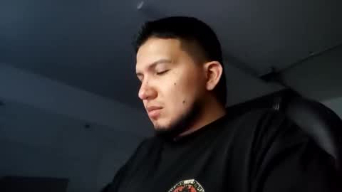 Snapshot of jhon_gottti chatting on 04-27-26, 04:10 jhon online show from 04-27-26, 04:10