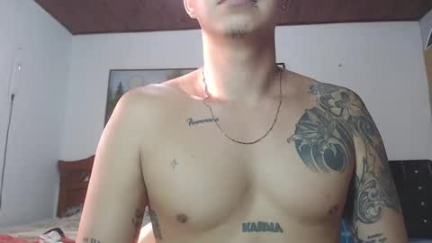 Snapshot of jhon_tommy chatting on 12-25-24, 12:47 jhon tommy online show from 12-25-24, 12:47