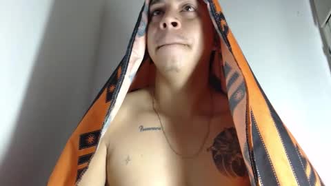 Snapshot of jhon_tommy chatting on 10-21-25, 11:55 jhon tommy online show from 10-21-25, 11:55