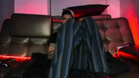 Snapshot of jhonny_ackerman chatting on 06-15-26, 05:20 jhonny_ackerman online show from 06-15-26, 05:20