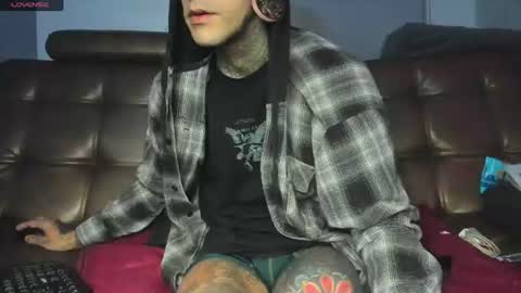 Snapshot of jhonny_ackerman chatting on 07-16-26, 09:37 jhonny_ackerman online show from 07-16-26, 09:37