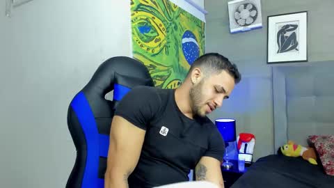 jhonny online show from 11-29-25, 04:04