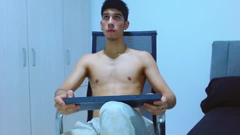 jhony_sex3 online show from 09-17-25, 02:57