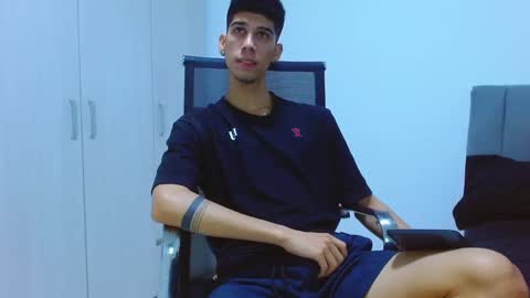 jhony_sex3 online show from 09-25-25, 06:39