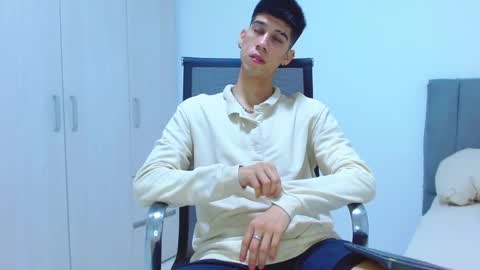 jhony_sex3 online show from 10-04-25, 03:48