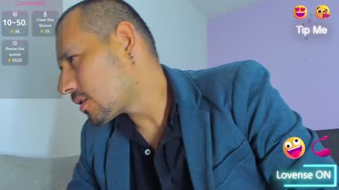 Snapshot of jhonyalzate chatting on 12-13-24, 09:46 Jhony Alzate online show from 12-13-24, 09:46