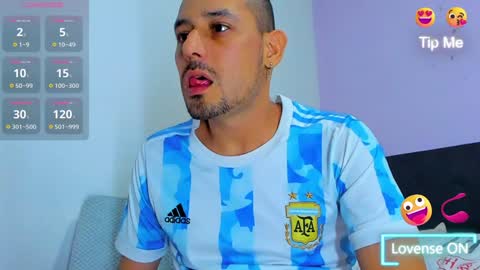 Snapshot of jhonyalzate chatting on 12-30-24, 05:58 Jhony Alzate online show from 12-30-24, 05:58