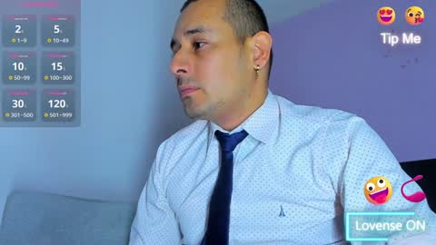 Snapshot of jhonyalzate chatting on 01-06-25, 12:05 Jhony Alzate online show from 01-06-25, 12:05