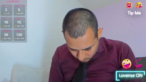 Snapshot of jhonyalzate chatting on 01-10-25, 07:11 Jhony Alzate online show from 01-10-25, 07:11