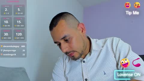 Snapshot of jhonyalzate chatting on 01-16-25, 03:56 Jhony Alzate online show from 01-16-25, 03:56