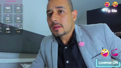 Snapshot of jhonyalzate chatting on 01-24-25, 02:49 Jhony Alzate online show from 01-24-25, 02:49