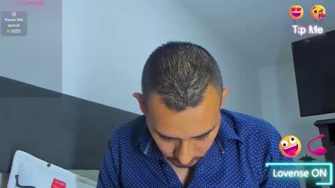 Snapshot of jhonyalzate chatting on 02-10-25, 01:24 Jhony Alzate online show from 02-10-25, 01:24