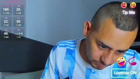 Snapshot of jhonyalzate chatting on 02-16-25, 11:37 Jhony Alzate online show from 02-16-25, 11:37