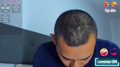 Snapshot of jhonyalzate chatting on 02-25-25, 03:42 Jhony Alzate online show from 02-25-25, 03:42