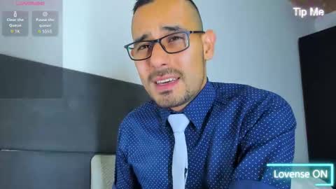 Snapshot of jhonyalzate chatting on 09-09-25, 03:06 Jhony Alzate online show from 09-09-25, 03:06