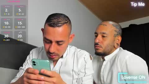 Snapshot of jhonyalzate chatting on 06-12-26, 12:20 Jhony Alzate online show from 06-12-26, 12:20