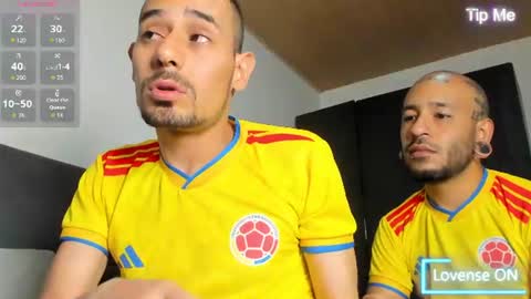 Snapshot of jhonyalzate chatting on 06-19-26, 11:41 Jhony Alzate online show from 06-19-26, 11:41