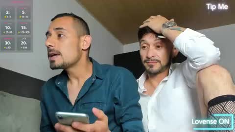 Snapshot of jhonyalzate chatting on 07-05-26, 11:01 Jhony Alzate online show from 07-05-26, 11:01