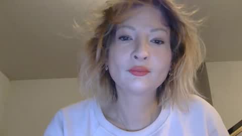 Anya online show from 01-16-26, 06:50