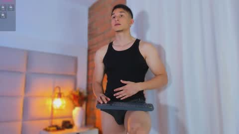 Jhosua Hunt online show from 12-20-25, 04:52