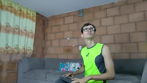 Jhosuamoore  online show from 02-10-26, 11:47