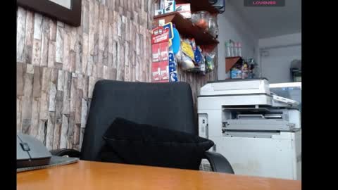 jhosuamoore2 online show from 04-12-26, 02:22