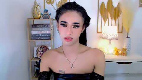 julie online show from 12-18-24, 06:32