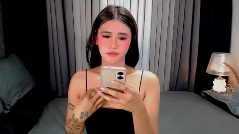 julie online show from 10-22-25, 05:52