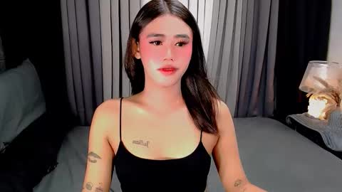 julie online show from 11-11-25, 02:33