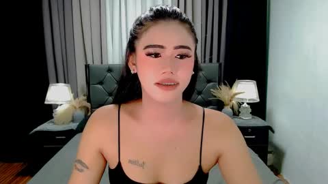 julie online show from 04-30-26, 01:12