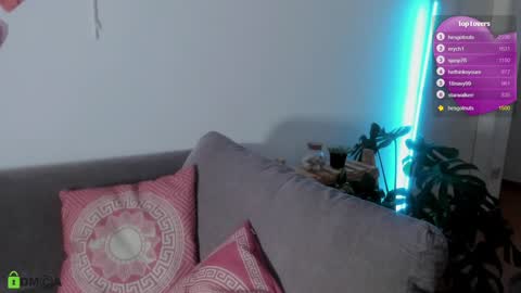 Snapshot of jhulysex chatting on 12-17-24, 01:29 jhulysex online show from 12-17-24, 01:29