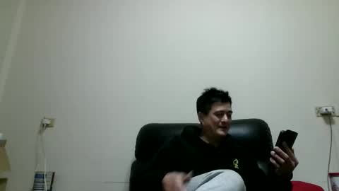 jhwozy online show from 02-12-25, 04:00