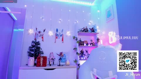 Snapshot of ji_hyun chatting on 01-16-25, 12:55 Ji online show from 01-16-25, 12:55