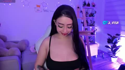 Ji  online show from 03-25-26, 04:40