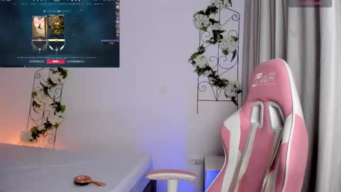 Jiggly online show from 09-10-25, 02:00