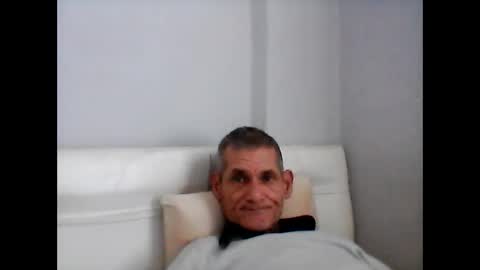 jigolo_golo35 online show from 01-02-25, 11:09