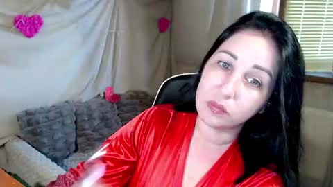 Snapshot of jill_stevens chatting on 06-18-26, 02:43 Jill online show from 06-18-26, 02:43