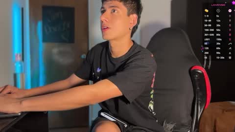 Snapshot of jim_dancer chatting on 03-04-25, 09:32 jim_dancer online show from 03-04-25, 09:32