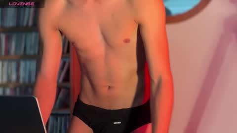 Snapshot of jim_dancer chatting on 10-08-25, 02:25 jim_dancer online show from 10-08-25, 02:25