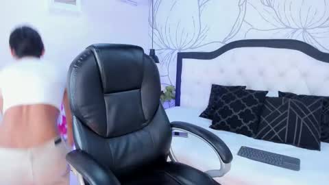 Jim  online show from 02-04-26, 07:42